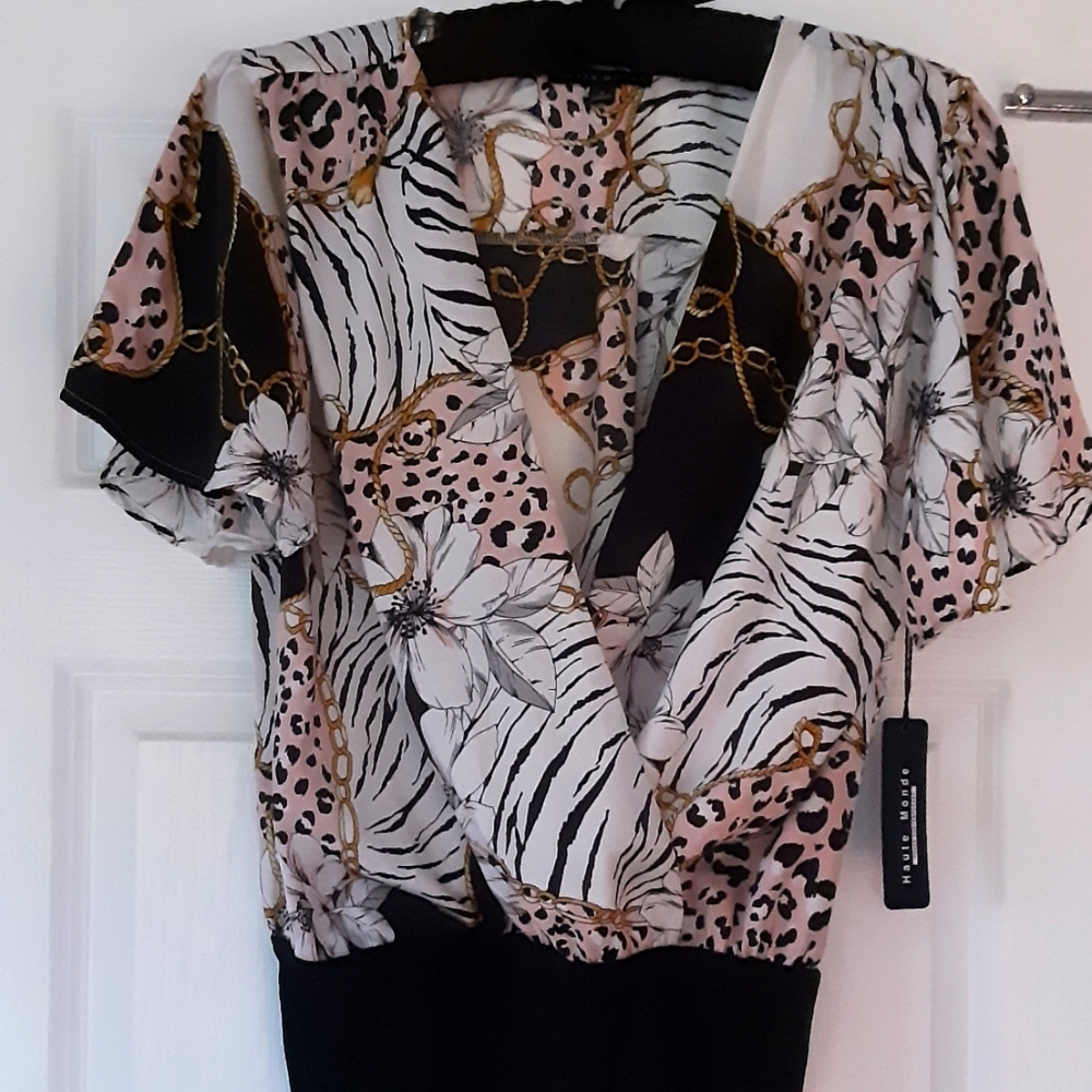 FLORAL WRAP FRONT BODY SUIT S